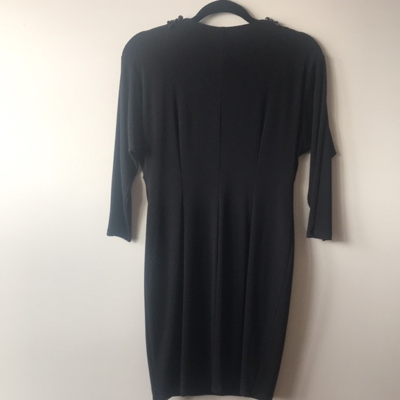 Classy dress - Picture 4 of 5